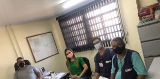 Secretario Ademar do Gesso, Diretora Bruna e representantes Igor Felipe Vaz Cavalieri e Joedson Ferreira Lopes, do Programa Cidade Legal