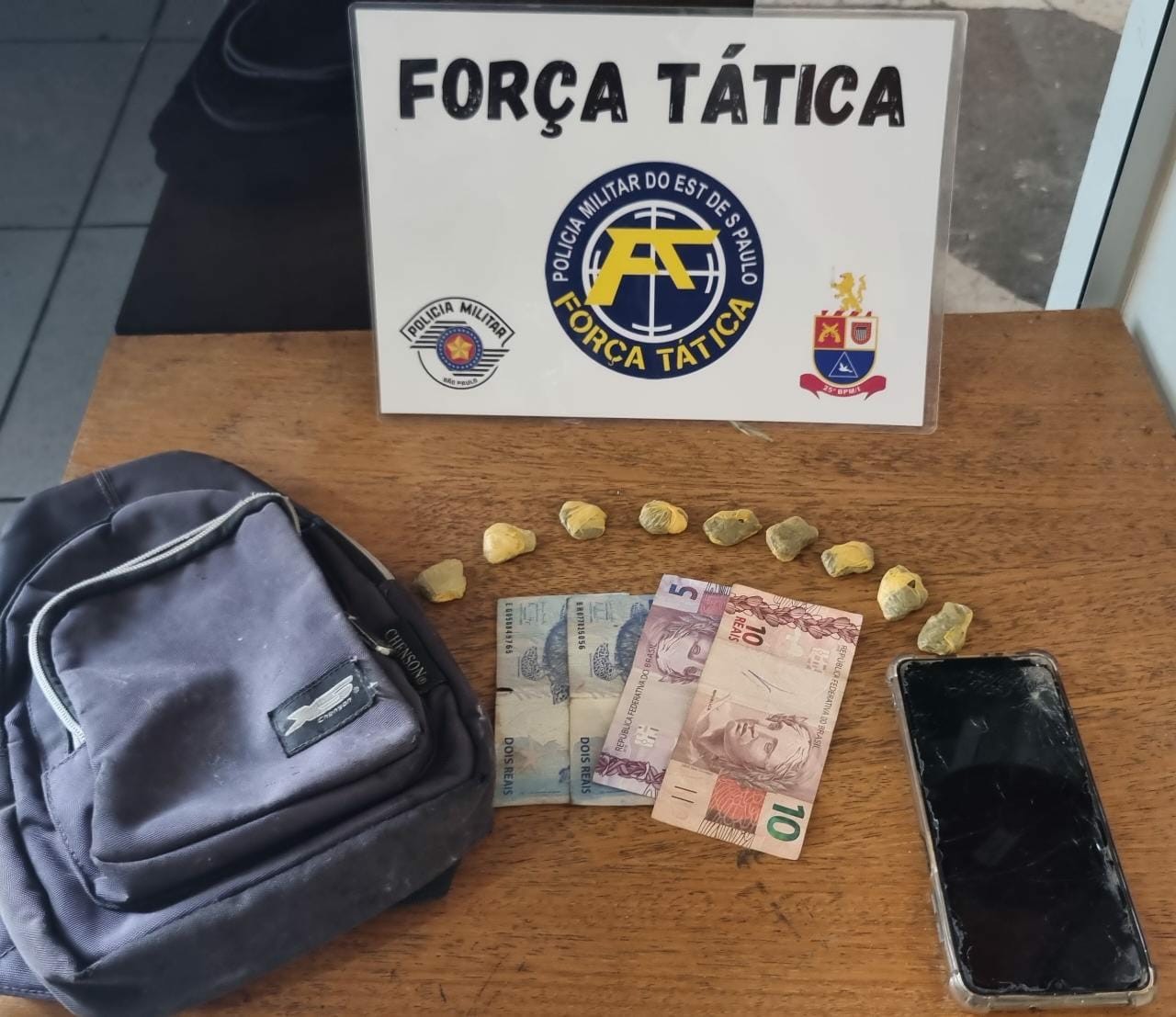 Polícia Militar em ação de Força Tática prende dois indivíduos por Tráfico  de Drogas em Dracena