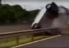 Grávida de 8 meses perde controle da direção e capota carro em Araçatuba